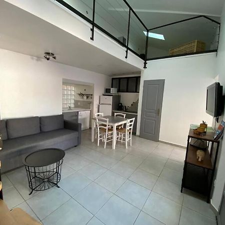Gite Le Patio Villa Bourg-Saint-Andéol Екстериор снимка